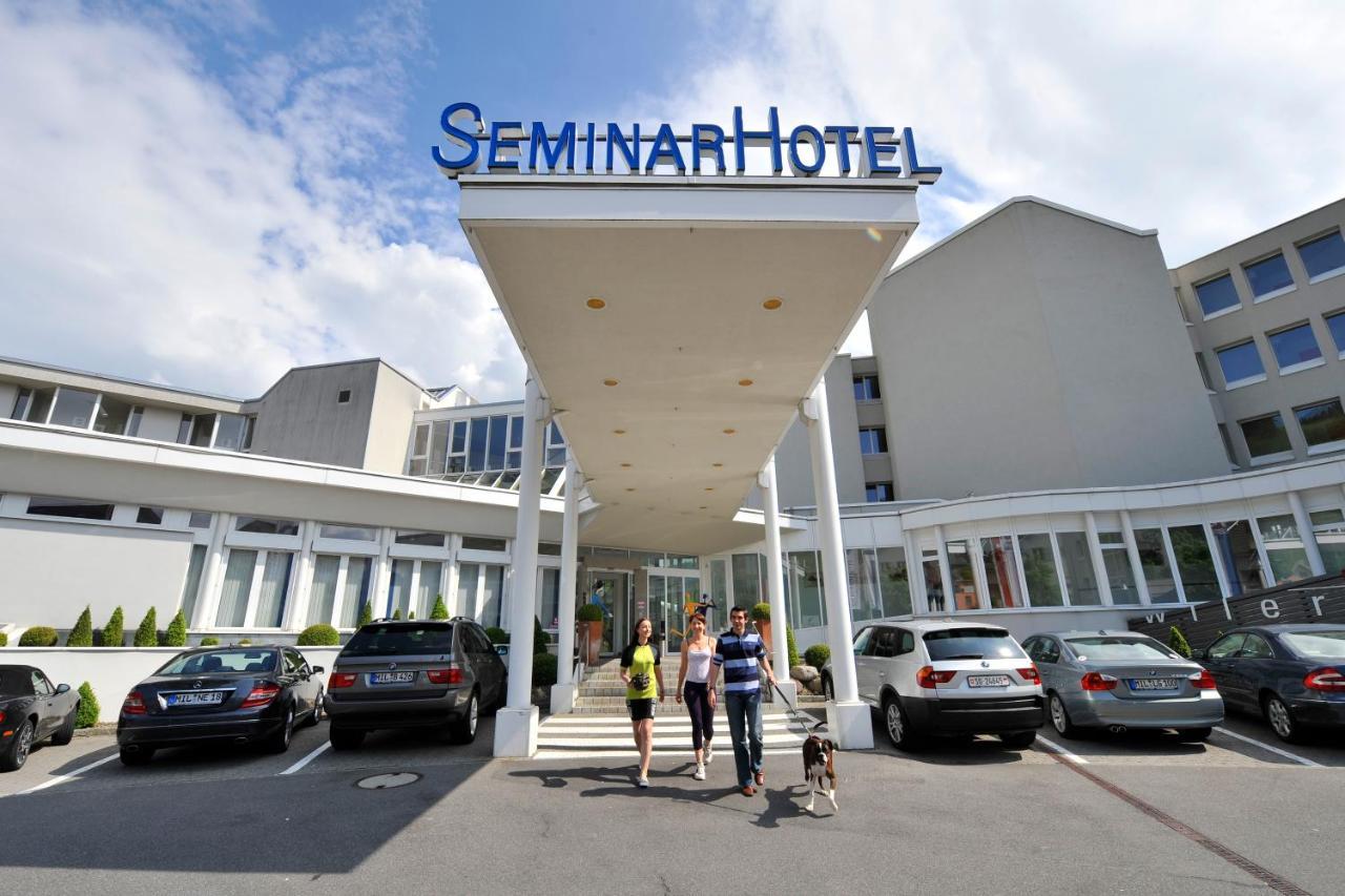Unterägeri Seminarhotel Am Aegerisee מראה חיצוני תמונה